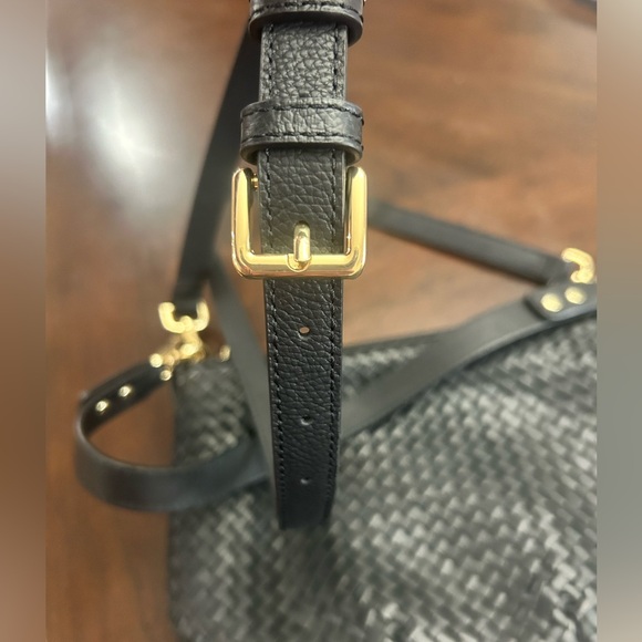 Quince Italian Leather Mini Shoulder Bag Black - Picture 6 of 12